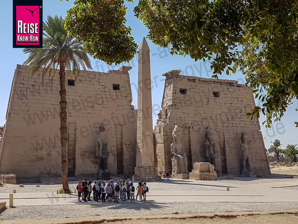 Blick auf den Luxor-Tempel